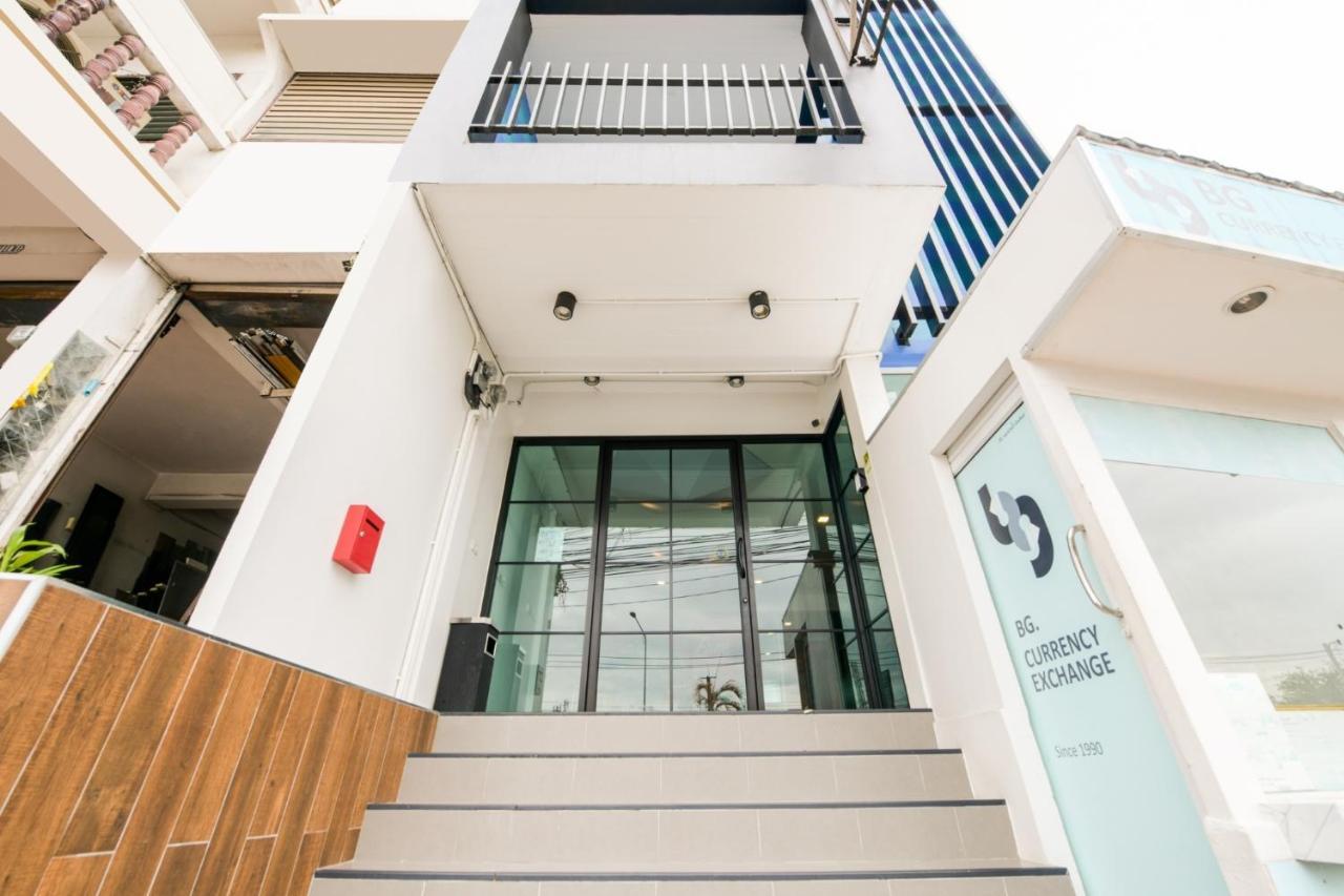 The Pattaya Story Poshtel Hotel Exterior photo